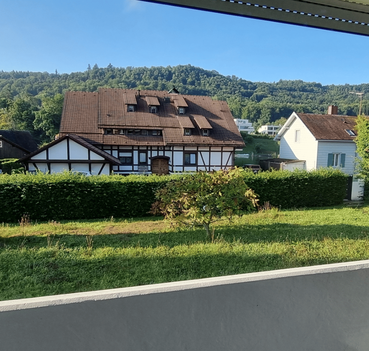 2-Zimmer-Wohnung in Büsingen zu vermieten – Außenparkplatz inklusive – 78266 Büsingen am Hochrhein – Bild 1 von 2