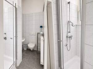 Frisch renovierte Altbauwohnung in Alt-Sachsenhausen 90 m² mit Stellplatz – 60594 Frankfurt am Main – Vorschaubild 4