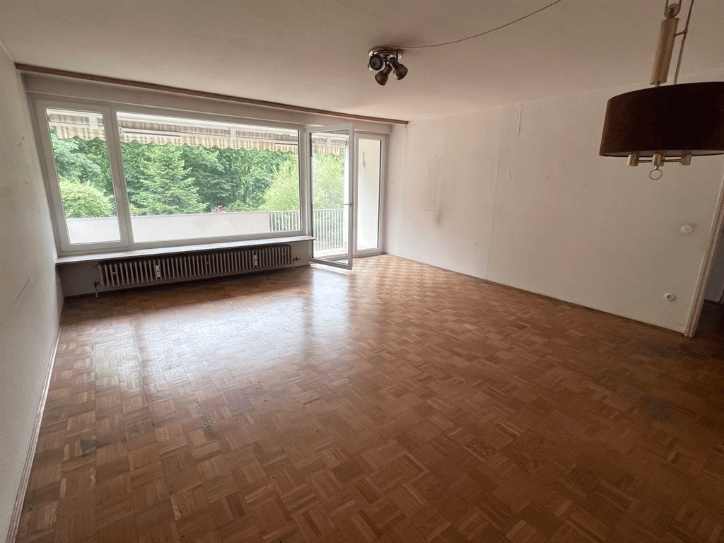 Grün + ruhig! Toplage Hallerwiese! Freie, ren.-bed. 4-Zi.-ETW mit Südloggia + TG! – Nürnberg – Vorschaubild 4