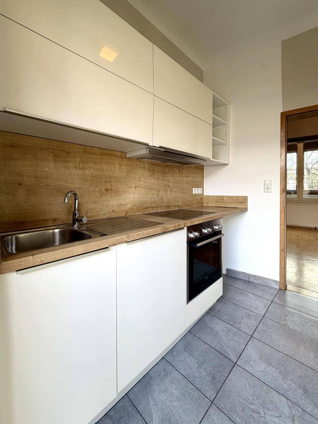 *** Großzügiger Altbau-Charme in S-Bad Cannstatt mit 4,5 Zimmern & Balkon *** – Stuttgart – Vorschaubild 9