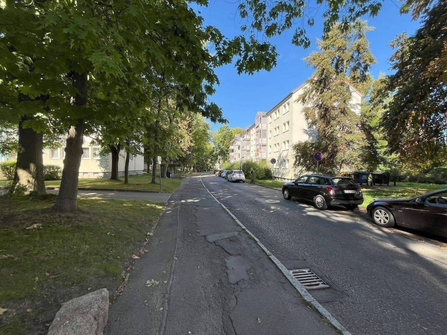 Der Preis ist heiß!!! befristet!!Einziehen und Wohlfühlen...schöne 2-Zimmer-Wohnung, Einbauküche gegen Aufpreis möglich, sofort einzugsfertig – Zwickau – Vorschaubild 6