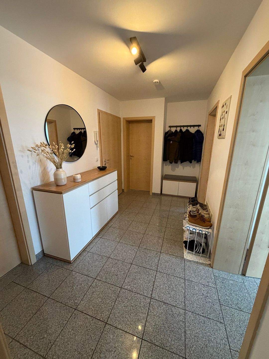 Schöne EG-Wohnung mit Garten in Ingolstadt/Kothau – Ingolstadt – Vorschaubild 4