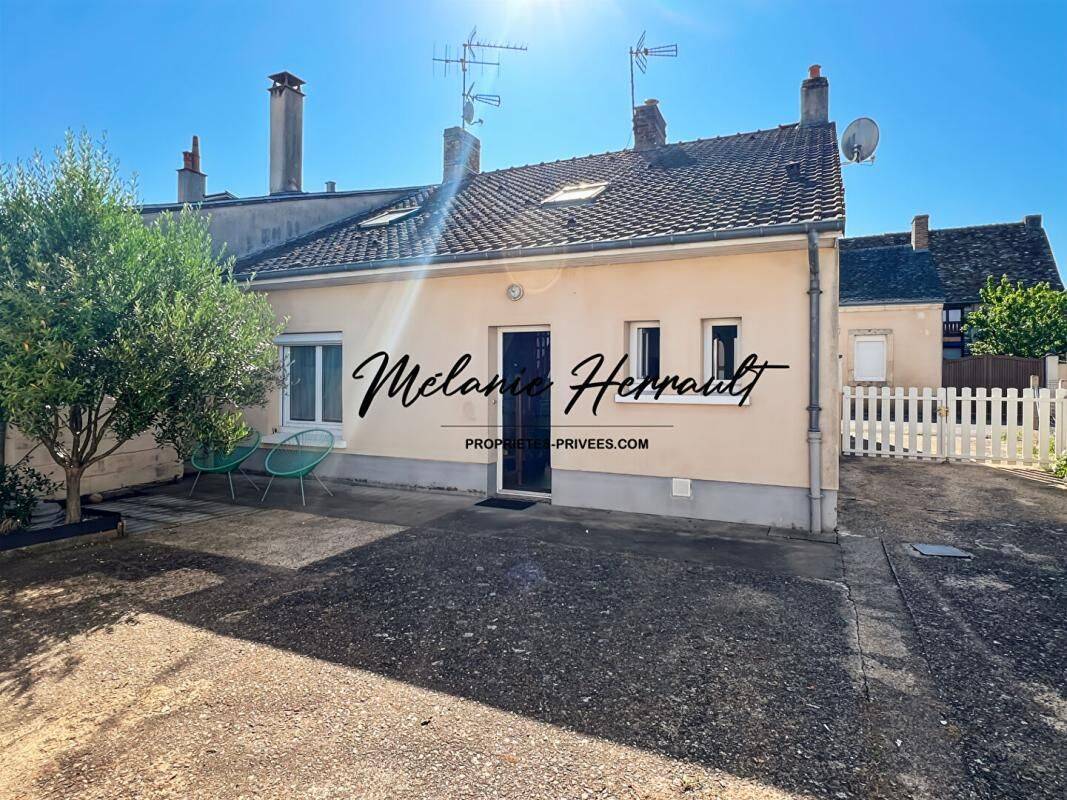 Maison 4 pièces 97 m² · à Brette-les-Pins · 96,7 m² · 820 €/mois