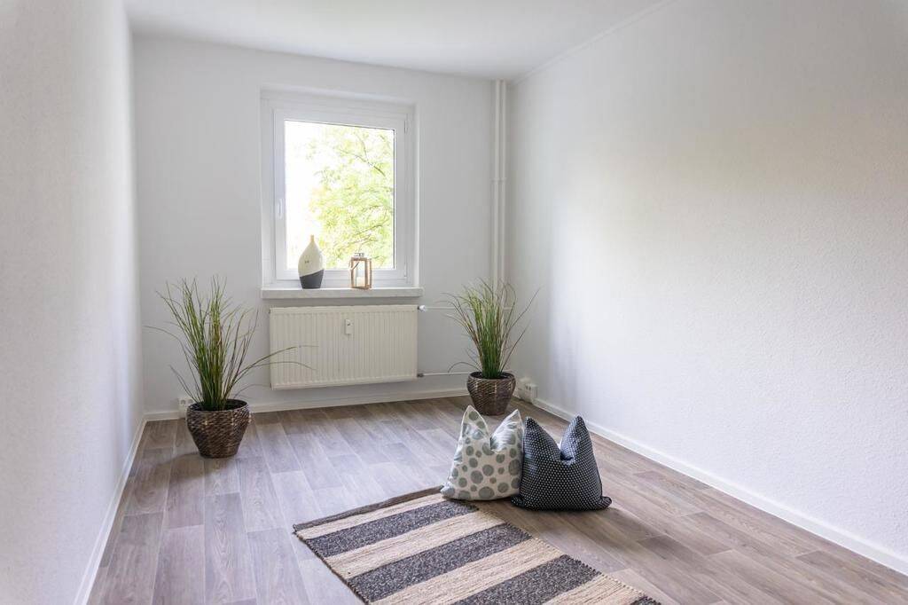 Kleine 2-Raum-Balkonwohnung im Chemnitzer Süden – Chemnitz – Vorschaubild 2