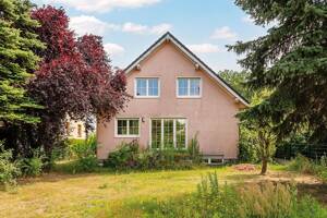 3 Familienhaus Berlin Pankow Heinersdorf, Drei Eigentumswohnungen, zwei sofort bezugsfrei! – 13086 Berlin – Vorschaubild 6