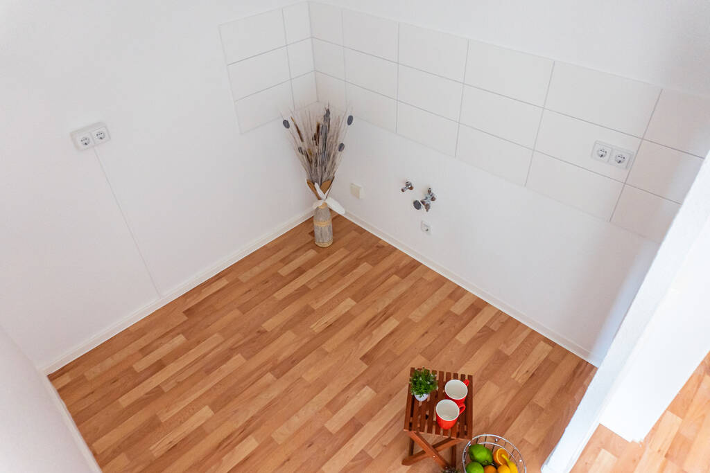Tolle 2-Raum-Wohnung mit offener Küche und Balkon – Chemnitz – Vorschaubild 3
