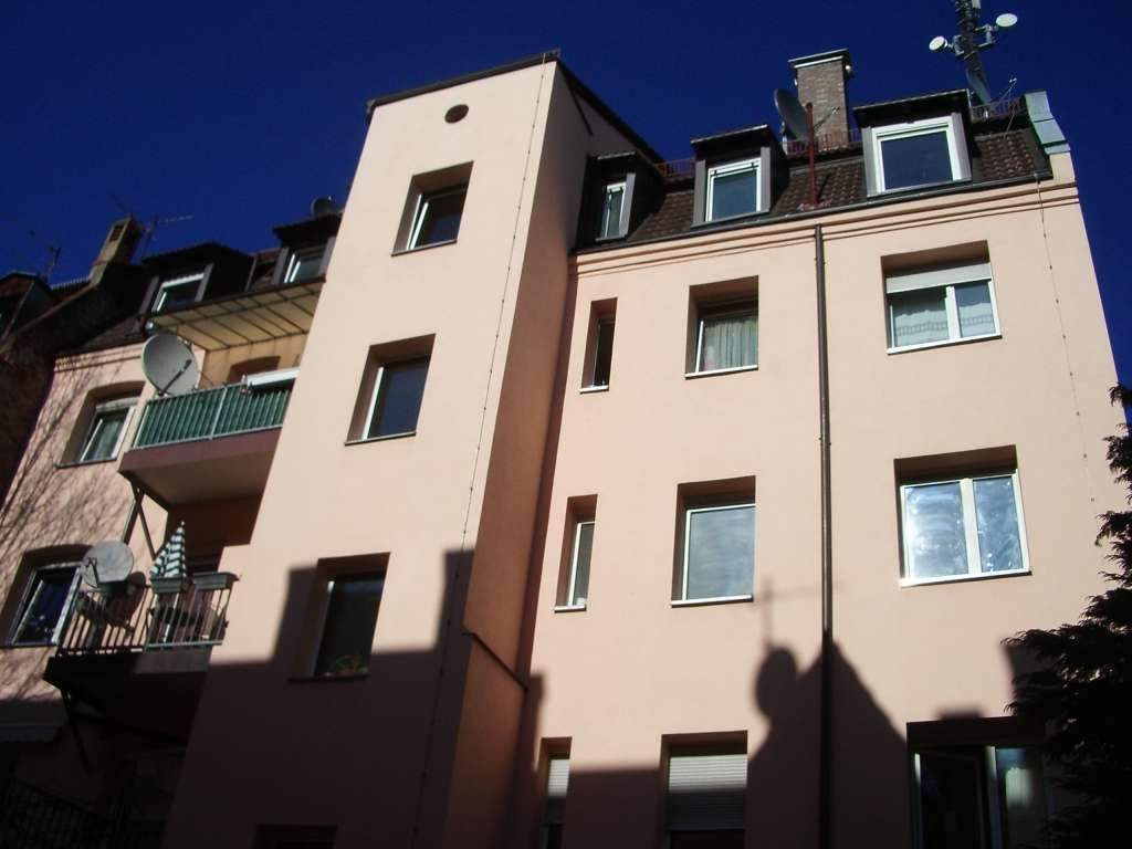 *Leicht zu händelndes 13-Parteienhaus (MIETERHÖHUNGSPOTENTIAL) in super vermietbarer Lage*l – Nürnberg – Vorschaubild 2