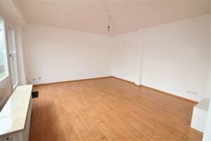 1-Zimmer-ETW mit traumhafter Dachterrasse – 22145 Hamburg – Vorschaubild 3