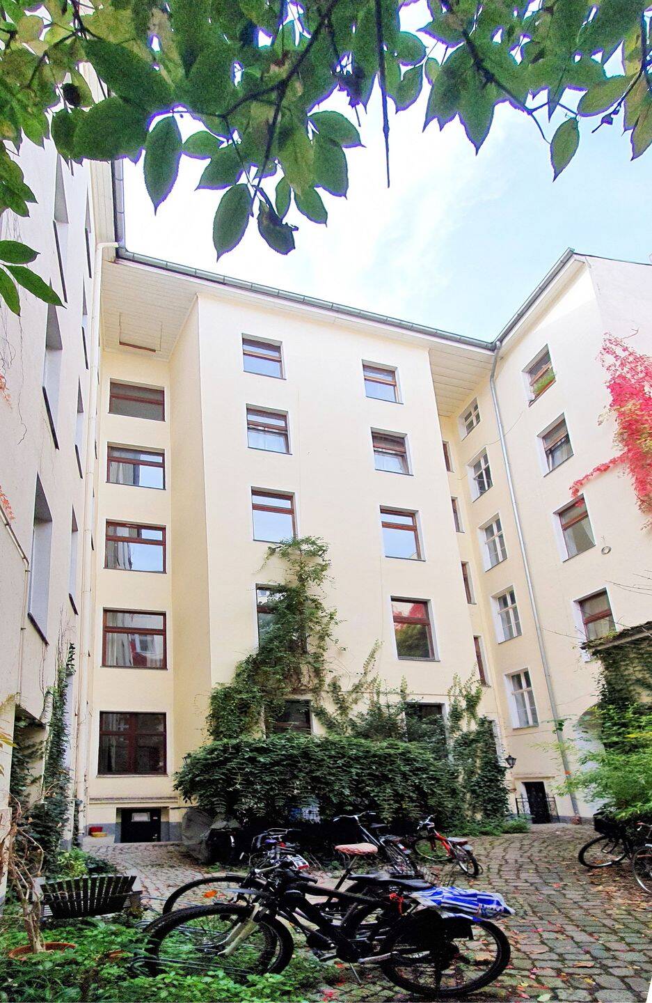 Bezugsfreie 2-Zimmer-Altbau-Wohnung im HP in Berlin-Alt-Moabit – Berlin – Vorschaubild 5