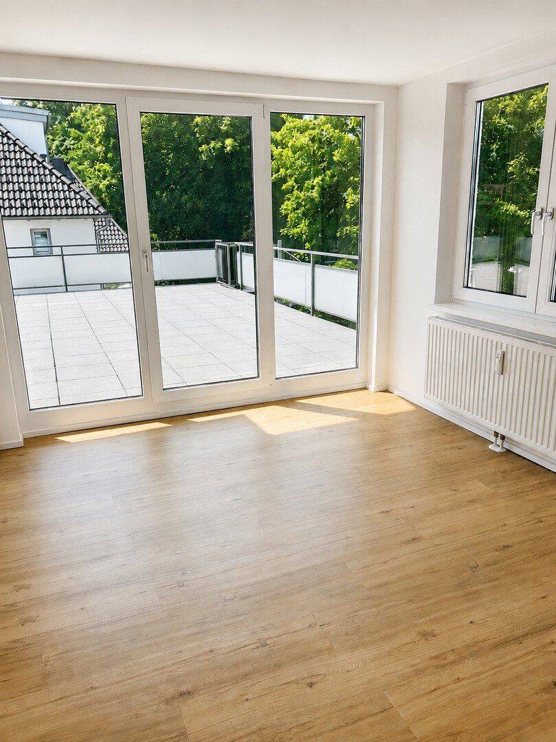 Lichtdurchflutete Dachterrassenwohnung in bester Lage – München – Vorschaubild 4