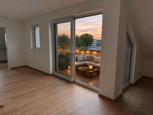Exklusive 3,5-Zimmer-Dachgeschosswohnung mit großer Dachterrasse in Dresden-Klotzsche – 1109 Dresden – Vorschaubild 7
