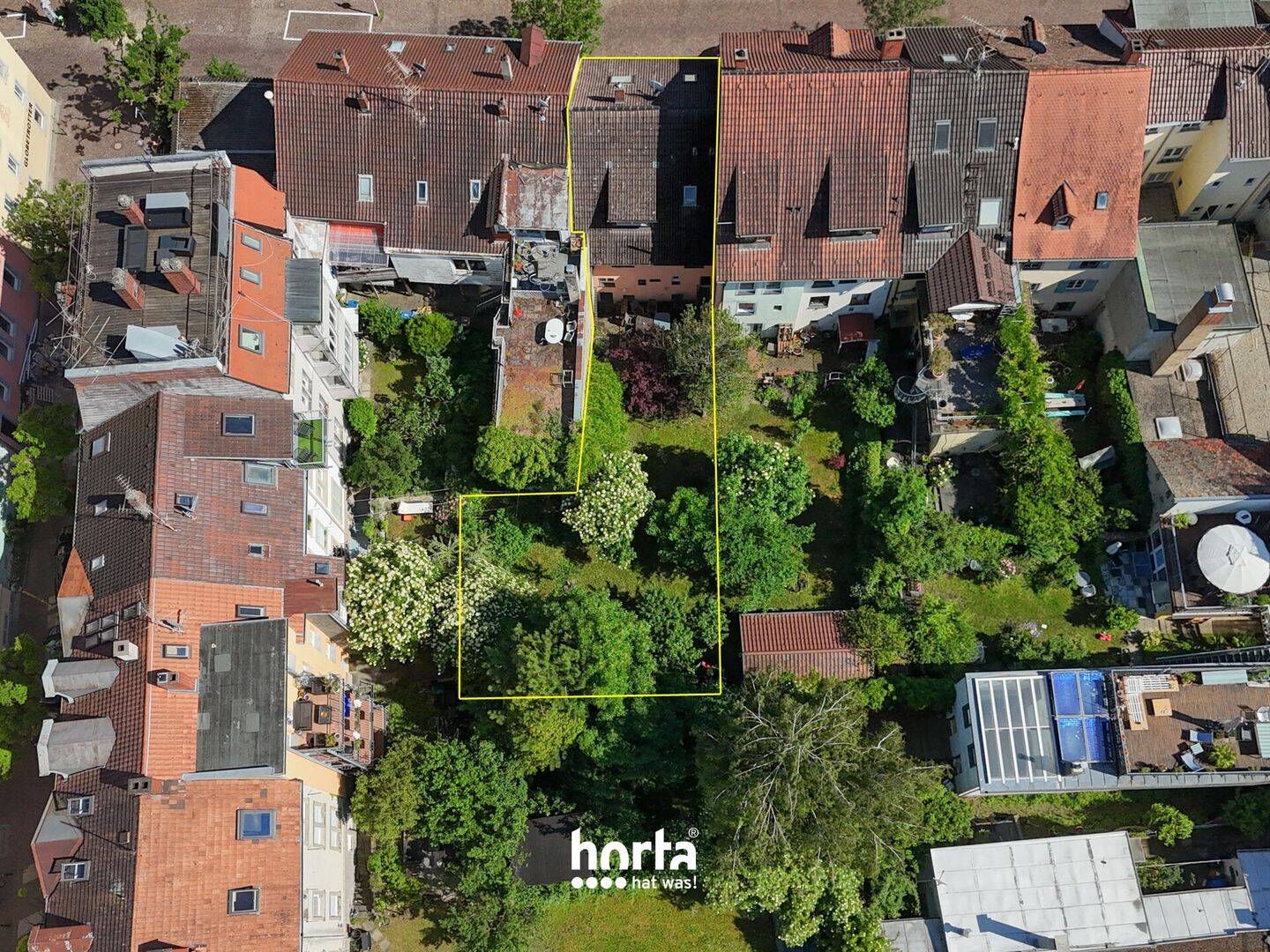 Seltene Altstadtlage in Konstanz! Zweifamilienhaus mit Innenhofgarten und Entwicklungspotenzial
