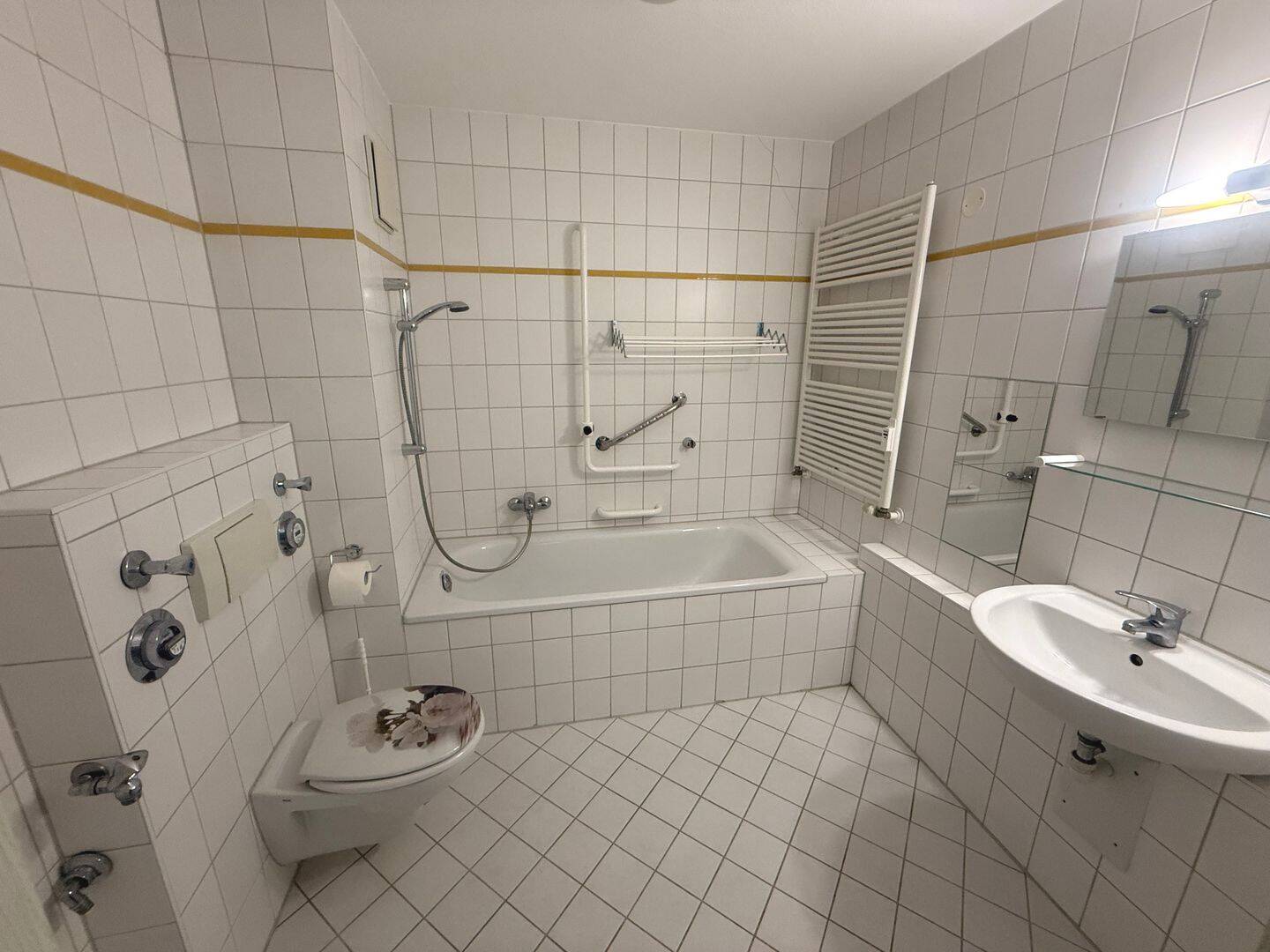 BARRIEREFREI - 2-RAUM- APARTMENT MIT BALKON - SENIOR LIVING - – Chemnitz – Vorschaubild 8