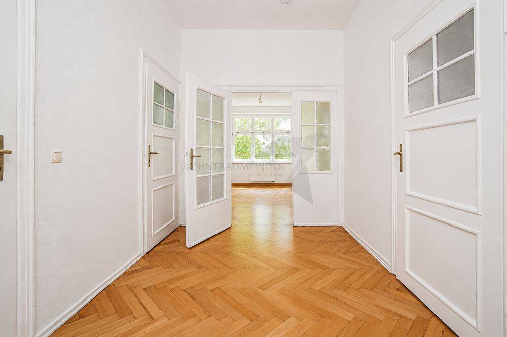 Wunderschöne, sanierte 3 Raum Altbau-Wohnung mit Balkon, Echtholzparket und großem Hausgarten – Chemnitz – Vorschaubild 8