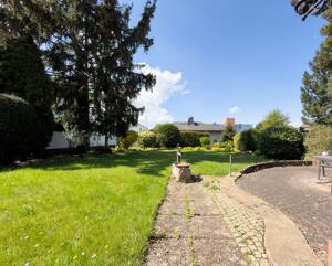 Großzügig. Grün. Vielseitig. - Zweifamilienhaus in begehrter Lage von Bürgel – 63075 Offenbach am Main – Vorschaubild 4
