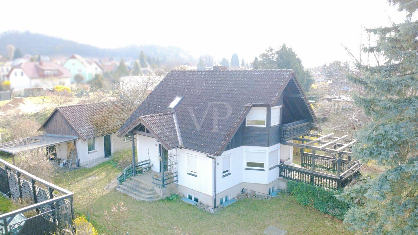 TOLLES HAUS IN RUHIGER LAGE VON RADEBEUL + NEBENGEBÄUDE – Radebeul – Vorschaubild 8