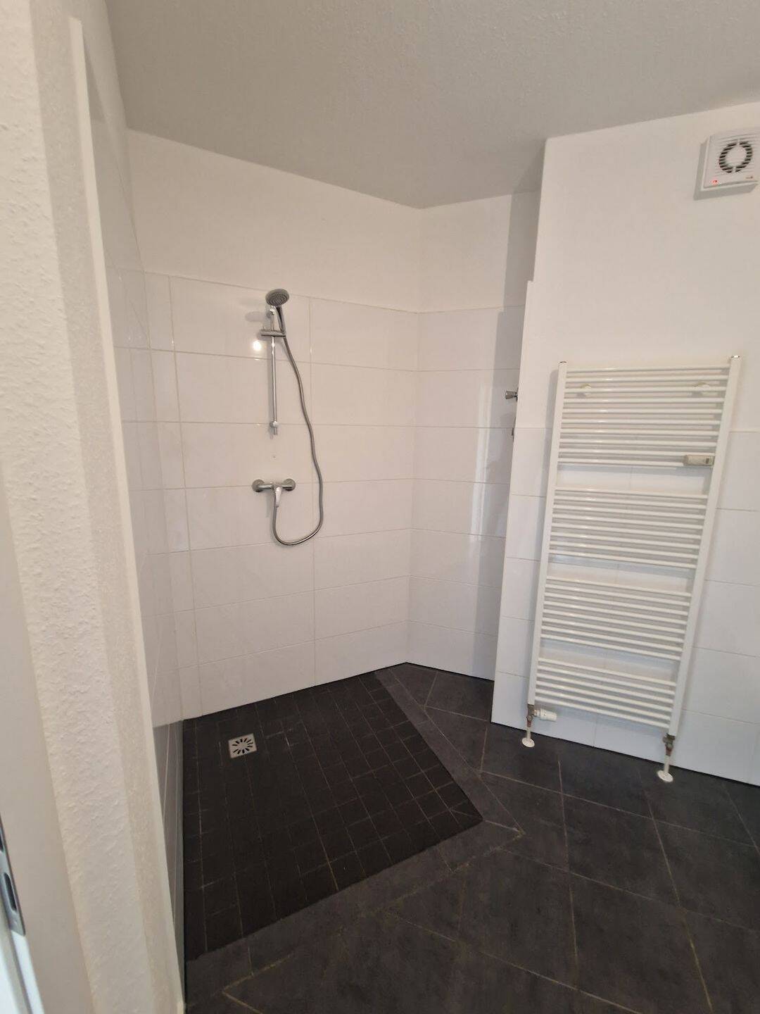 Wir haben renoviert - jetzt besichtigen und top Wohnung sichern! – Magdeburg – Vorschaubild 8