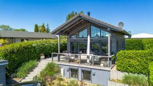 Design-Ferienhaus mit Sauna, Kamin & Wasserblick – 23570 Lübeck – Vorschaubild 2