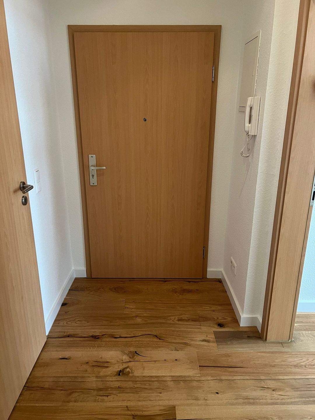 ***2 Zi. WE, Parkettboden, Terrasse, Tageslichbad mit Wanne, etc.*** – Leipzig – Vorschaubild 9