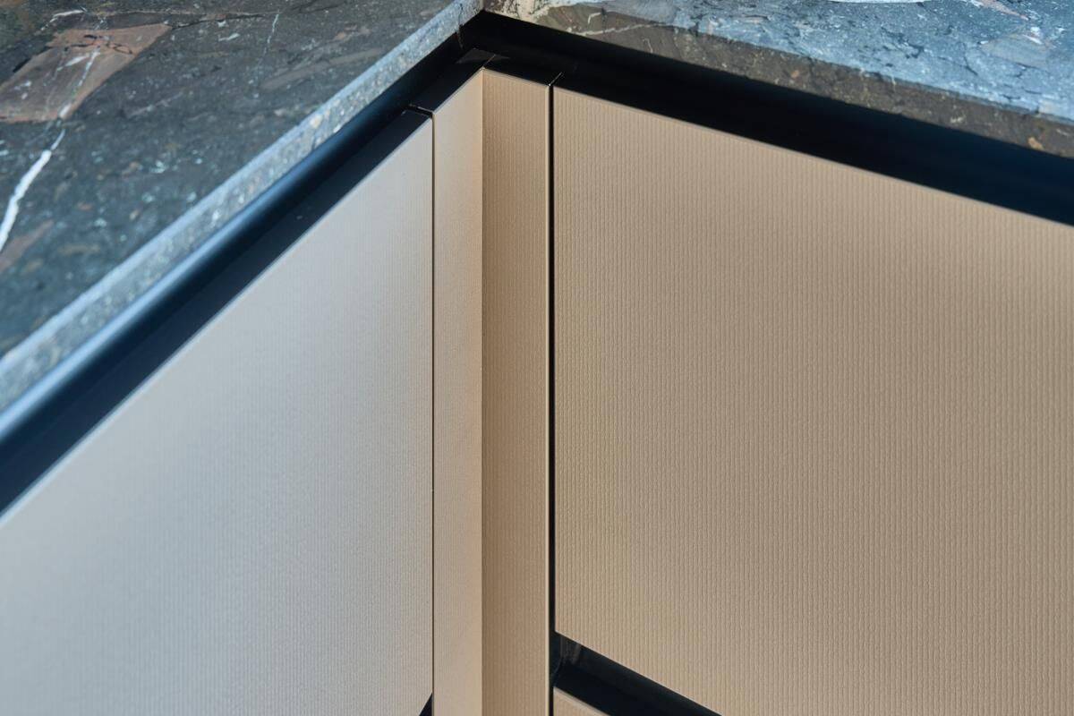 FORMHAUS | Exklusive Neubau-Maisonettewohnung mit Dachterrassen ggü. des Englischen Gartens. – München – Vorschaubild 3