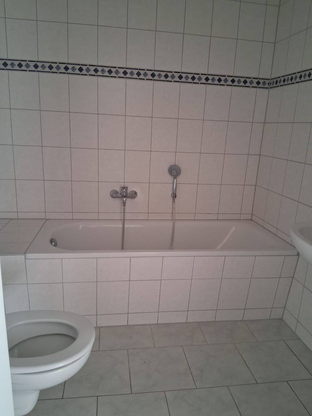 Ab jetzt macht Studieren richtig Spaß! preiswerte 1-R-Wohnung ca.29m² EBK.in Magdeburg -Sudenburg! – Magdeburg – Vorschaubild 2