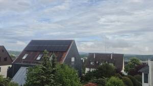 Sonnige 3-Zimmer-Wohnung in Stammheim - frei - 2 Aussichtsbalkone - ruhige Lage – 70439 Stuttgart – Vorschaubild 4