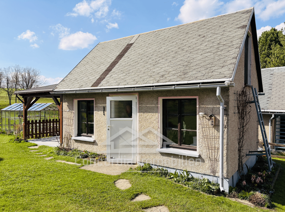 Ländliches Anwesen mit Wohnhaus, Scheune und Nebengebäuden auf großzügigem Grundstück. Viel Platz für Wohnen, Arbeiten und individuelle Entfaltung – Hartmannsdorf-Reichenau – Vorschaubild 4