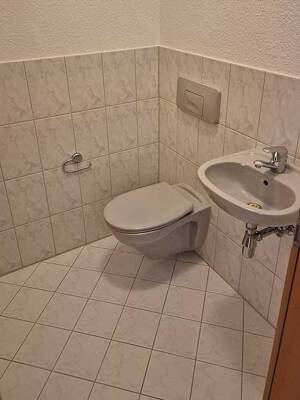 Schicke 3 Zimmer Wohnung im Dachgeschoss mit Balkon – 1159 Dresden – Vorschaubild 8