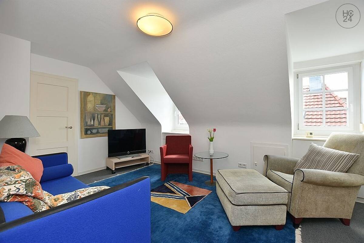 Schön möblierte DG-Wohnung in toller Wohnlage im Stuttgarter Westen – 70193 Stuttgart – Bild 1 von 9