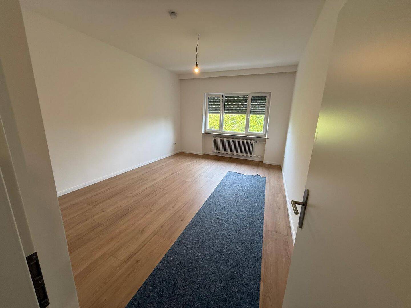 Helle, hochwertig sanierte 3-Zimmer-Wohnung in zentraler Lage von Nürnberg
