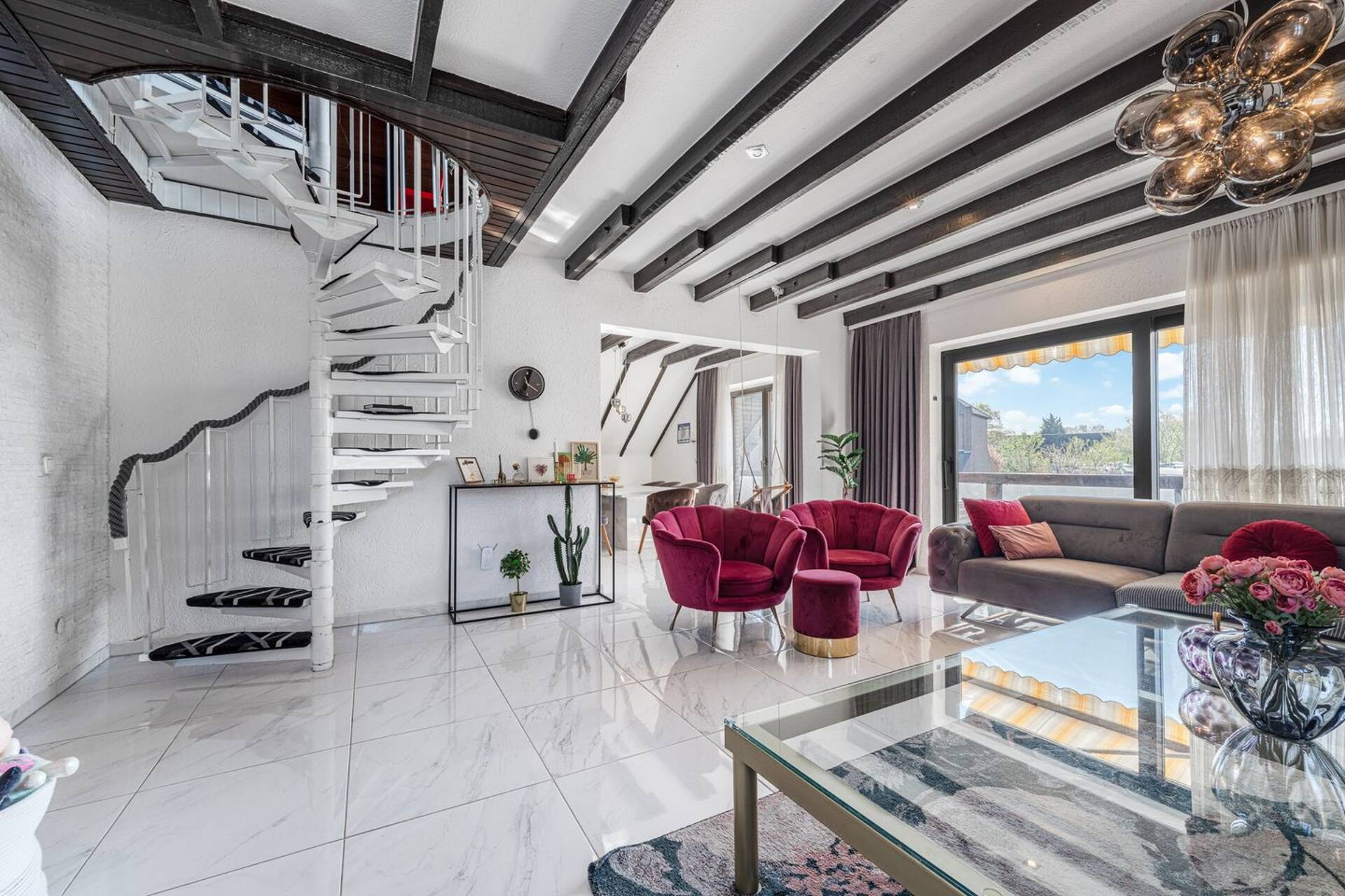 Haus in 47443 Moers mit 280 m² kaufen