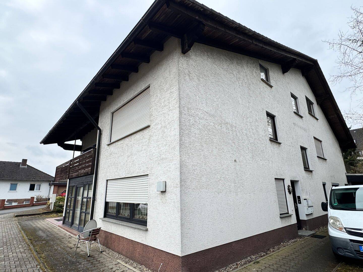 Wohnraum mit Substanz und Potenzial - MFH mit 7 Wohneinheiten, großem Grundstück und Garage – Bad Zwesten – Vorschaubild 2
