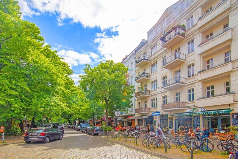 Bezugsfreie DG-Whg mit Terrasse EBK Kamin u. Aufzug – Berlin – Vorschaubild 9