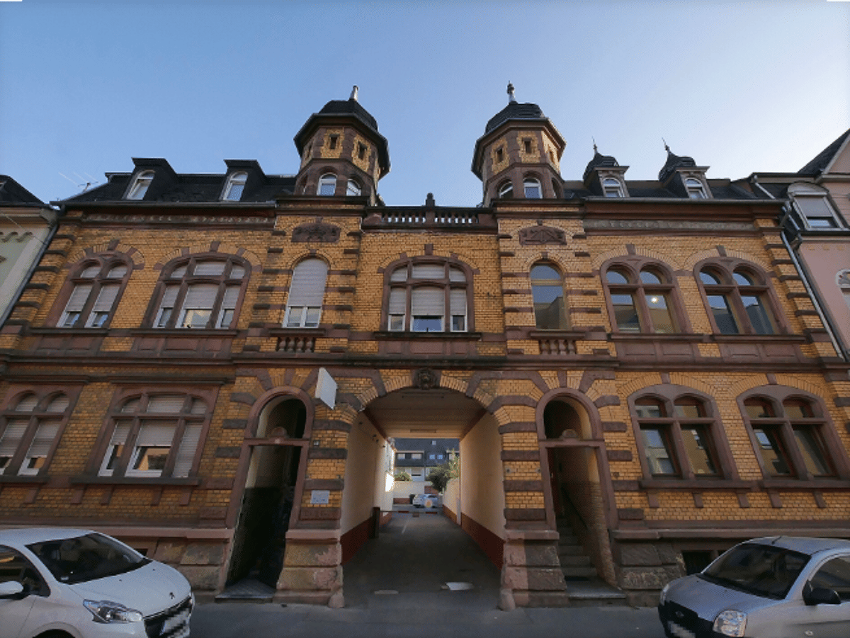 Historisches Immobilienensemble mit großem Entwicklungspotenzial in Toplage von Trier-Süd – ideal für Investoren & Projektentwickler – 54290 Trier – Bild 1 von 9