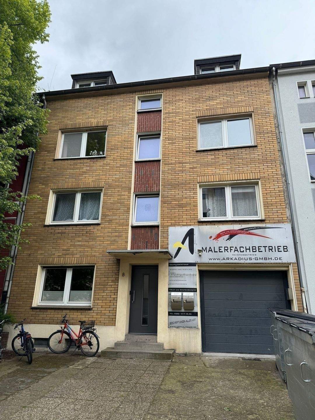 Mehrfamilienhaus mit Gewerbeeinheit im Hof am Innenhafen