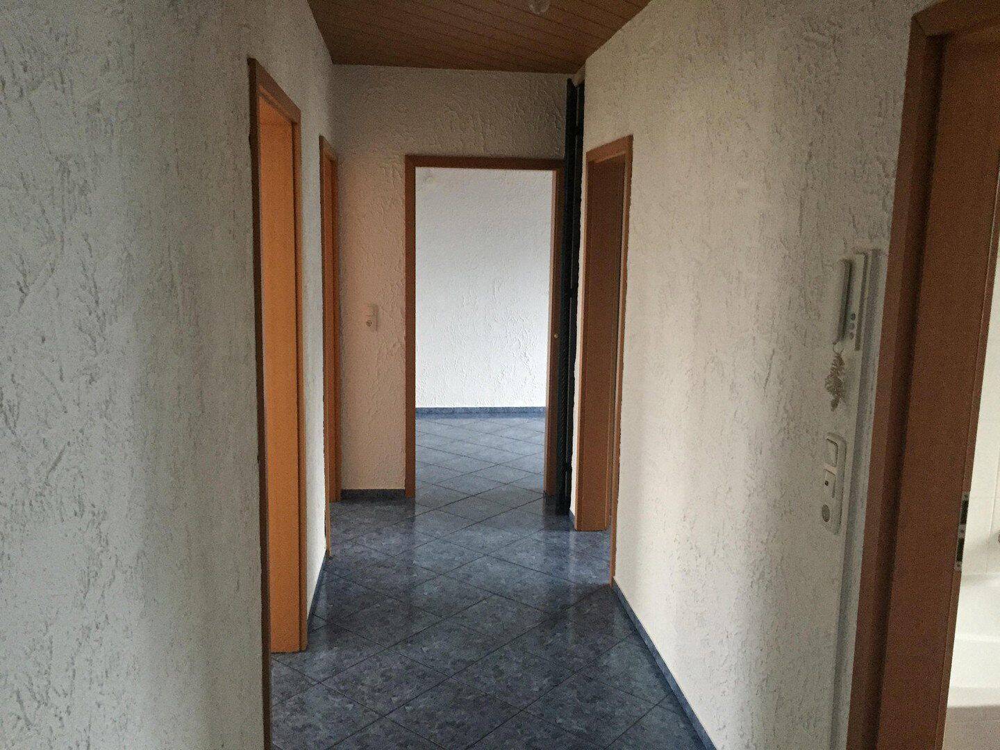 3 Zimmer Dachgeschoss Whg. Salzgitter Zentrum – Salzgitter – Vorschaubild 7