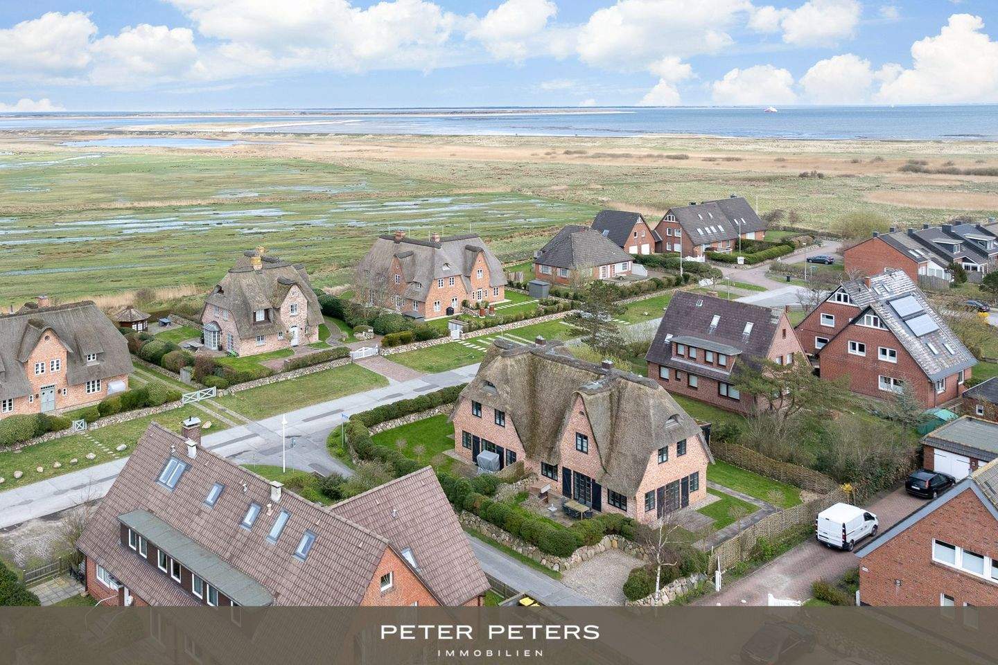 Schöne Haushälfte am Ellenbogen mit Erlaubnis zur Ferienvermietung und eigenem Grundbuchblatt – List auf Sylt – Bild 1 von 9