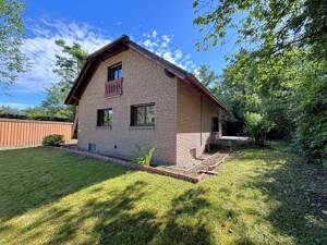 Wohldorf-Ohlstedt: Einzelhaus mit Renovierungsbedarf auf 844 m² Grundstück