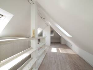 Gemütliche Dachwohnung mit ausgebauter Zusatzfläche im 2.DG (insgesamt ca. 61m²) – 70178 Stuttgart – Vorschaubild 8