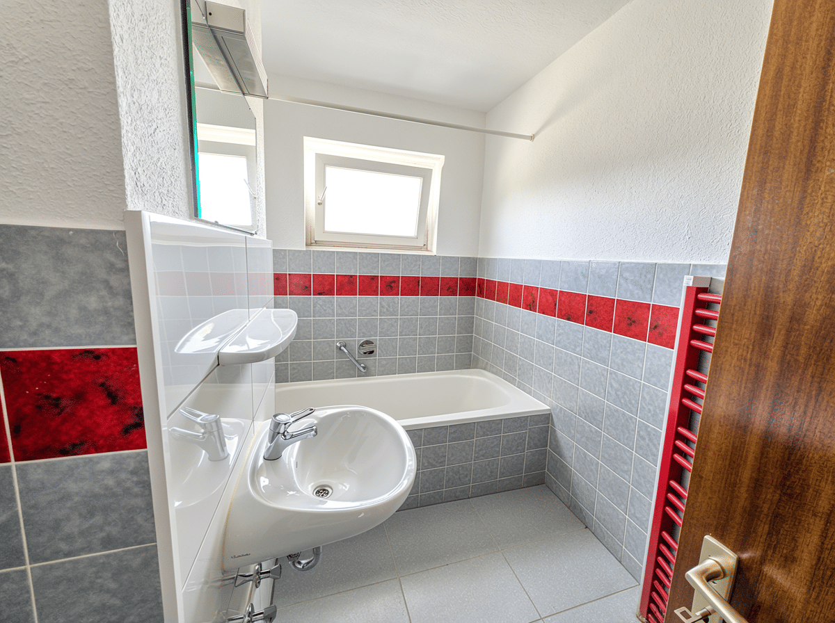 Renovierungsbedürftige 2-Zimmer-Wohnung mit Loggia – Braunschweig – Vorschaubild 6