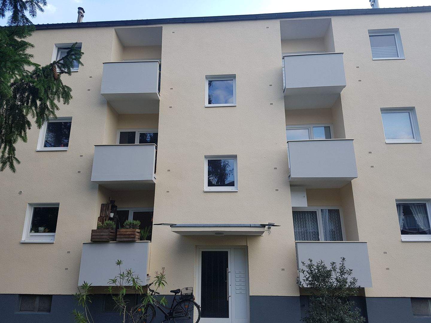3-Zi. Wohnung mit Garten nähe Grafenberger Wald – Düsseldorf – Bild 1 von 9