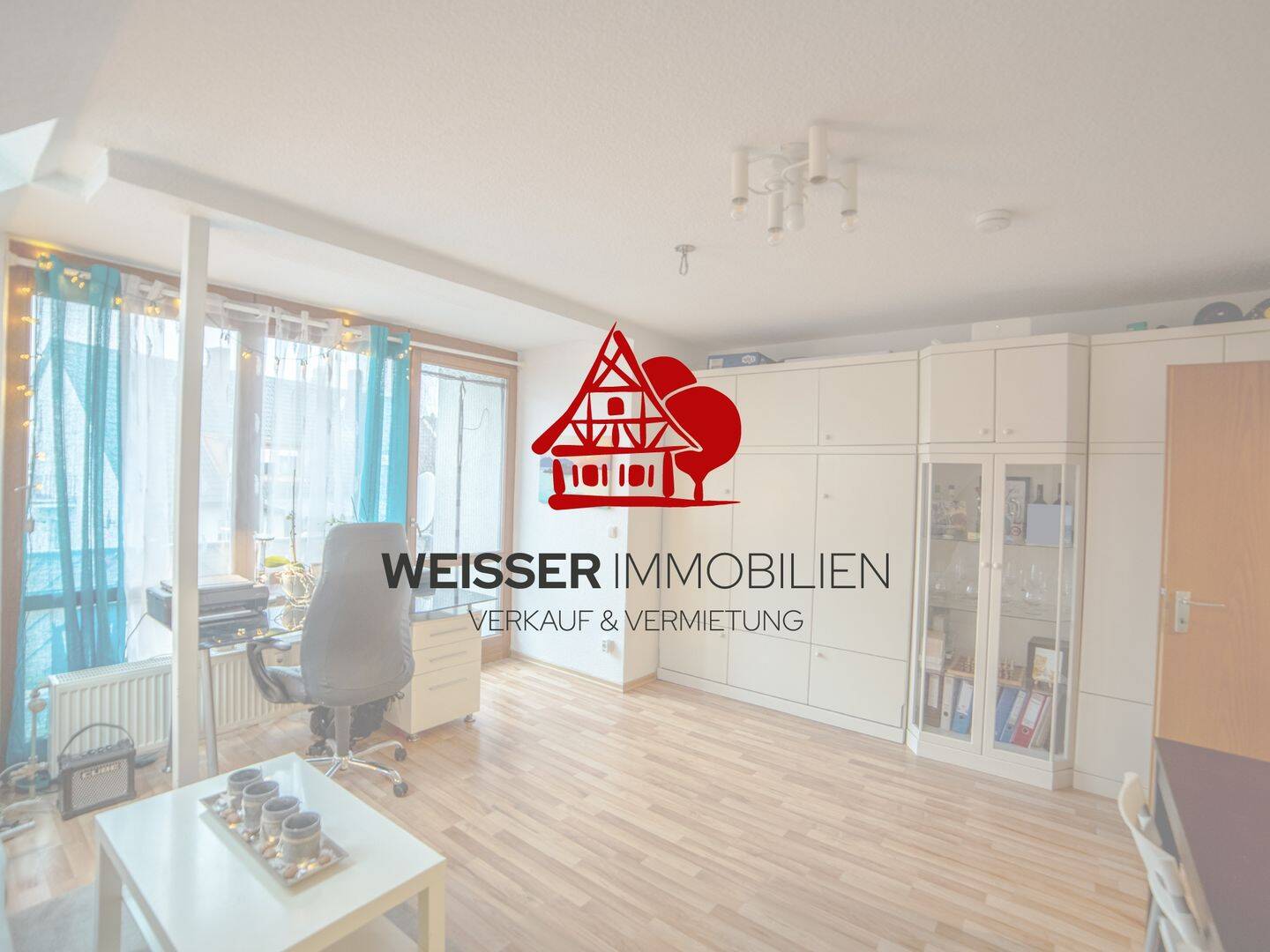 Vermietet! Möblierte 1-Zimmerwohnung in Fürth Vach mit Balkon und TG-Stellplatz