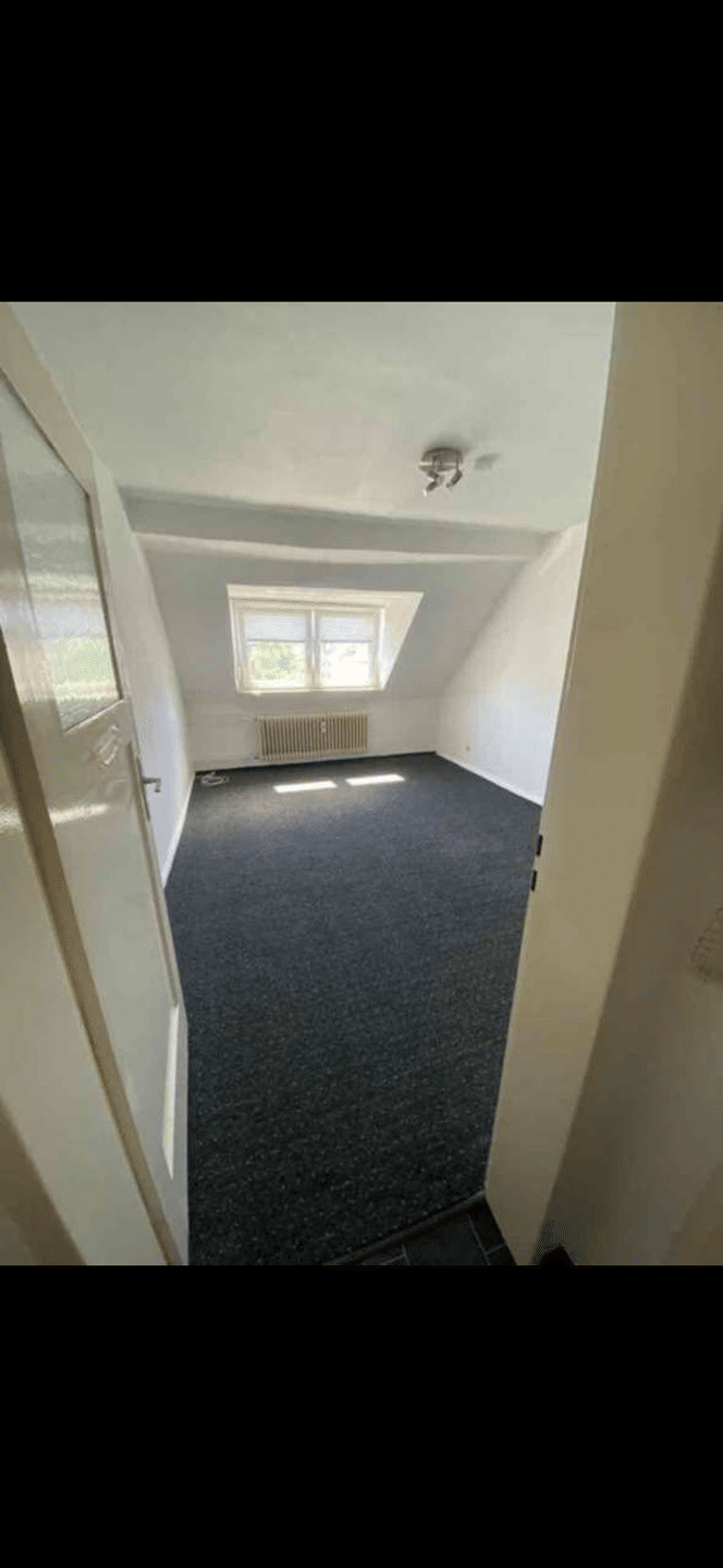 Lichtdurchflutete zwei Zimmer Küche Bad Wohung in Mannheim Almenhof – Mannheim – Vorschaubild 5