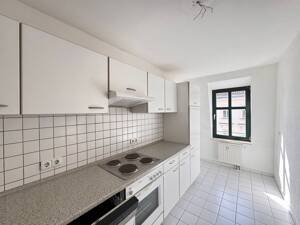 Charmantes Zuhause unter dem Dach, mit Balkon und Personenaufzug – 4315 Leipzig – Vorschaubild 4