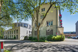Studenteneltern aufgepasst ...WG-taugliche 2-Zi-Wohnung...beste Citylage ...die Uni vor der Haustür – 79104 Freiburg im Breisgau – Vorschaubild 2