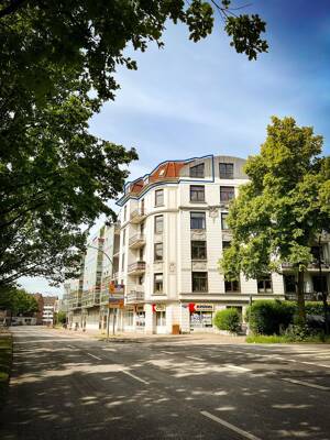 Nähe Eppendorf: Eigentumswohnung mit Dachterrasse und Blick über die Dächer Hamburgs