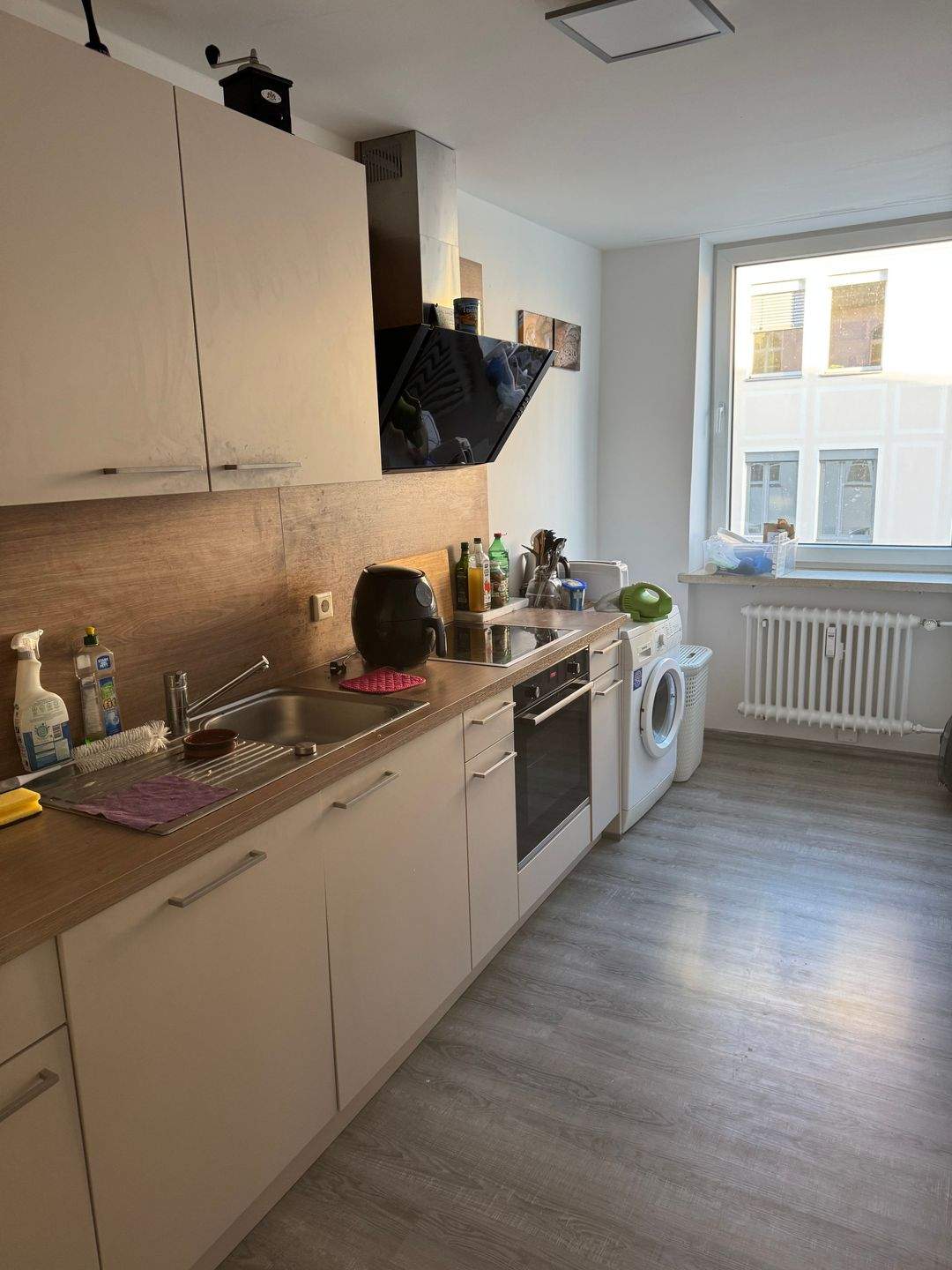 Helle 2- Zimmer Wohnung mit Einbauküche – Nürnberg – Vorschaubild 9
