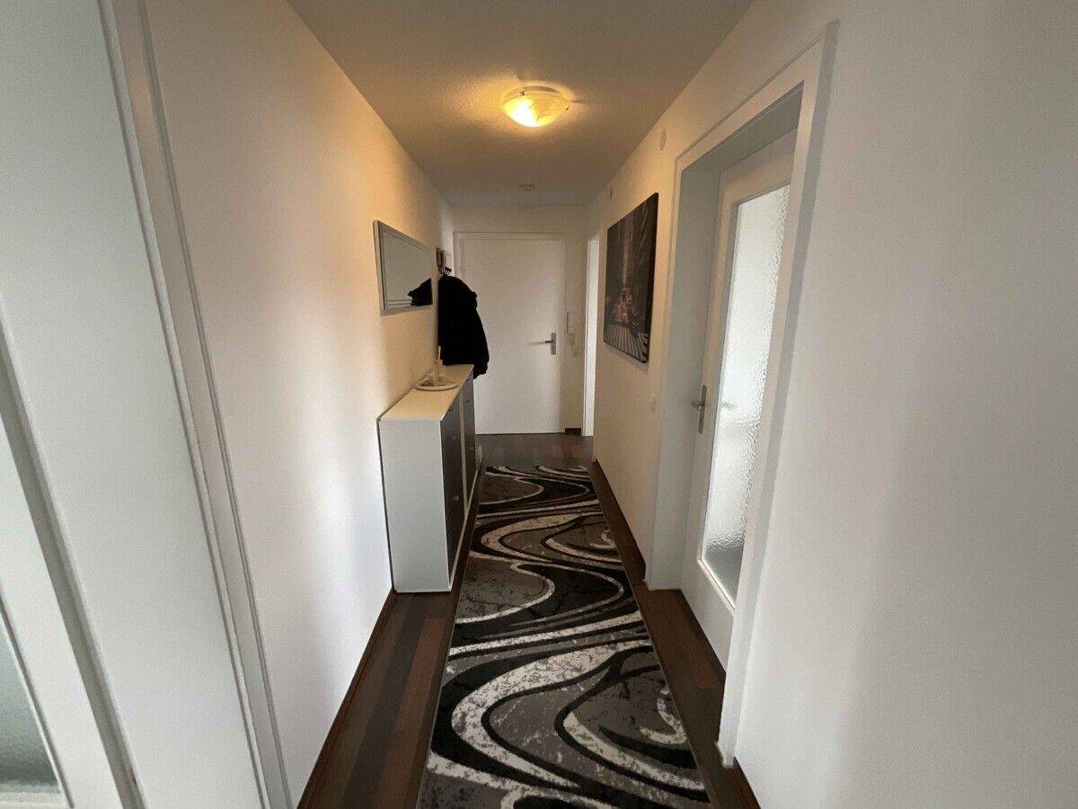 Freundliche Wohnung mit Balkon und Garage! – Villingen-Schwenningen – Vorschaubild 3