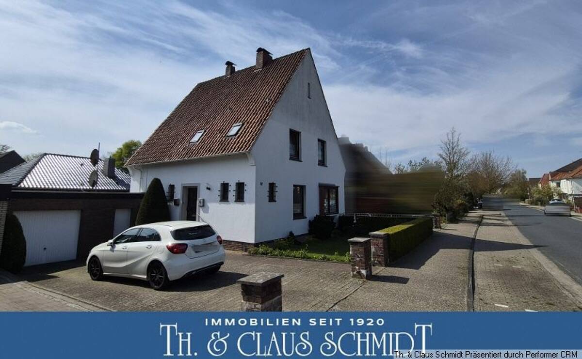 Tolles Siedlungshaus mit Garage & Vollkeller in absolut begehrter Wohnlage von Oldenburg – 26123 Oldenburg – Bild 1 von 1
