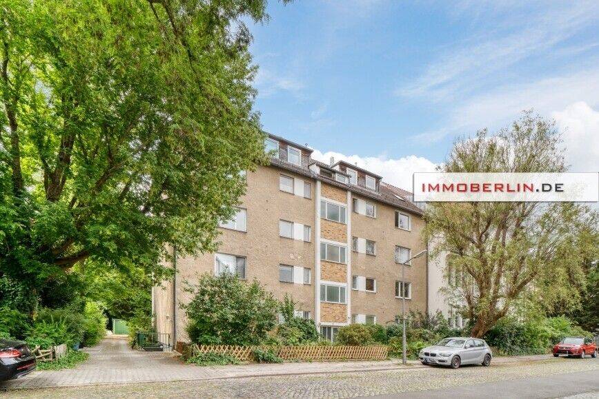 IMMOBERLIN.DE - Beliebte Lage! Sanierungsbedürftige Wohnung mit Südostloggia